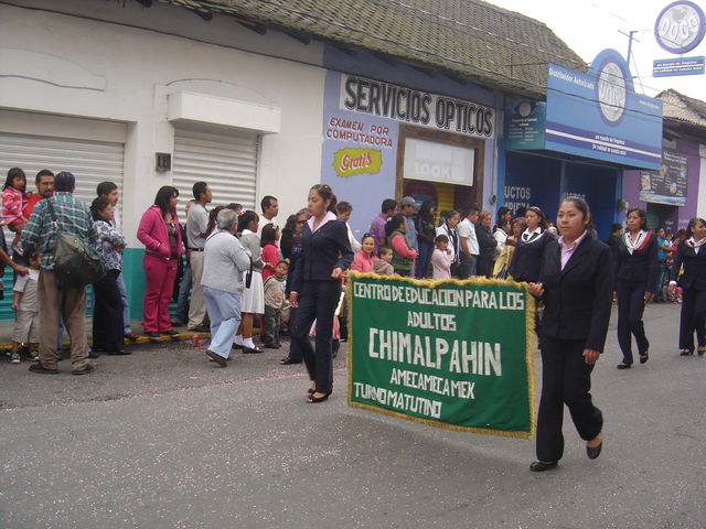 Banderín participando en Desifle
